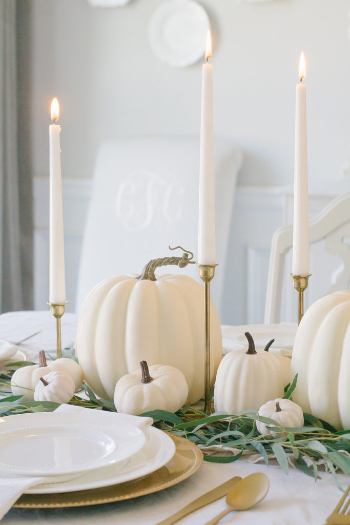 dollar store chalk painted pumpkins