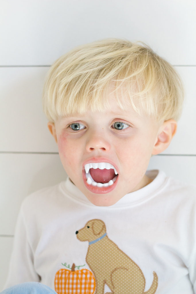 halloween vampire teeth