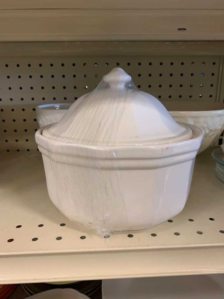 vintage pflatzgraff tureen for sale in a thrift store 