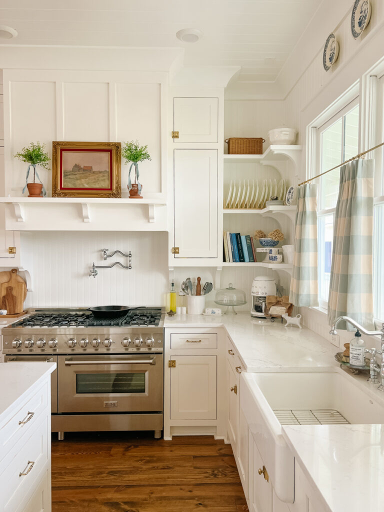 open shelves with corbels in a kitchen 
