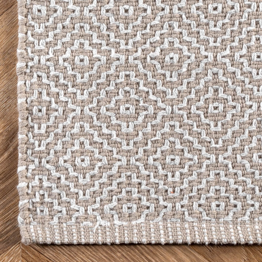 neutral diamond rug on a budget